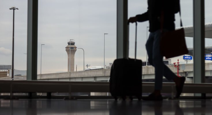 FAA addresses air traffic disruptions plaguing Northeast tourism industry

 Clio
