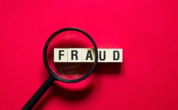 Florida says man seeks refund of luxury car insurance premiums he never paid

 Clio