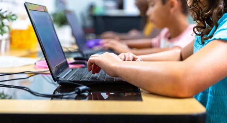39 meta-analyses, 39 positive results: audit reveals serious gaps in research on AI in education 

 Clio